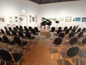 Kinga Krupa Allen Hogan concert