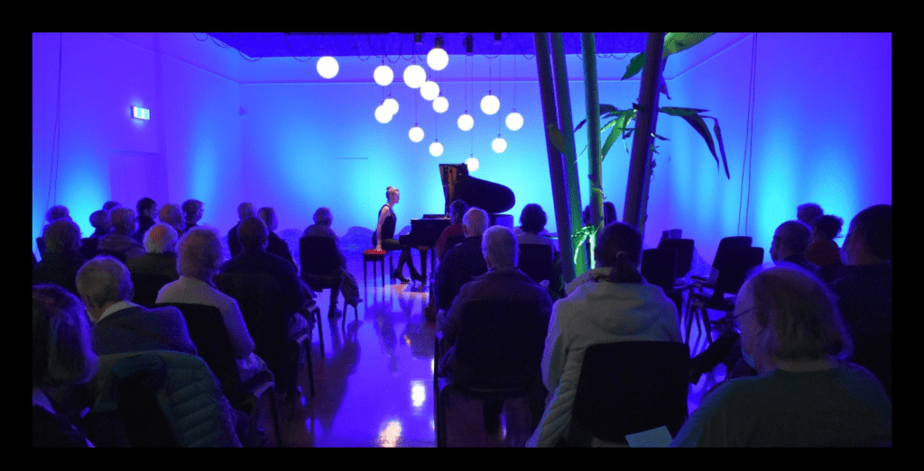 Kinga Krupa Pianist Aigantighe frame